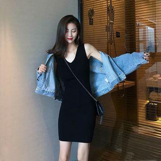 Plain V-neck Tank Top Dress