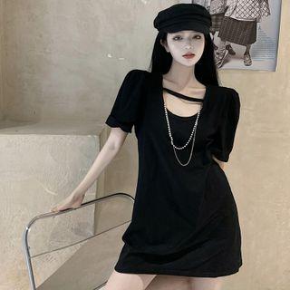 Short-sleeve Chain Detail Mini T-shirt Dress