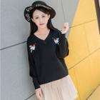 Embroidered V-neck Long-sleeve Knit Top