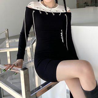 Two-tone Lace-up Knit Mini Sheath Dress Black - One Size