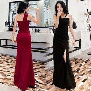 Single-shoulder A-line Evening Gown