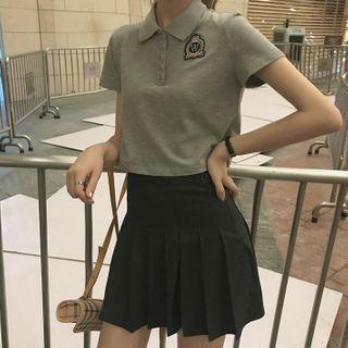Polo Button Cropped T-shirt / High-waist Plain Pleated Skirt