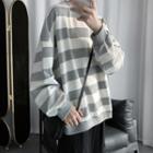 Round Neck Striped Sweatshirt
