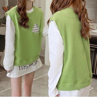 Set: Lettering Long-sleeve T-shirt + Cut-out Vest