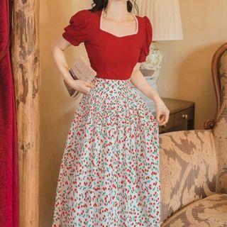 Puff-sleeve T-shirt / Floral Midi A-line Skirt / Set