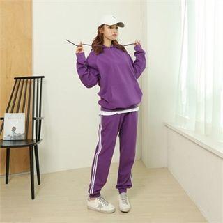 Set: Kangaroo-pocket Contrast-trim Hoodie + Sweatpants