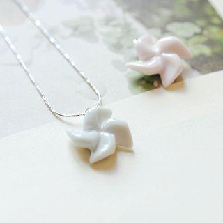 Windmill Necklace