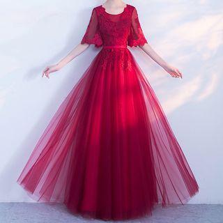 Elbow-sleeve Lace Wedding Gown