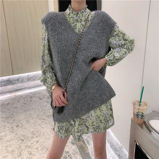 Sleeveless Mock Neck Floral Dress / Sleeveless Knit Top