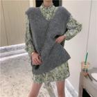 Sleeveless Mock Neck Floral Dress / Sleeveless Knit Top