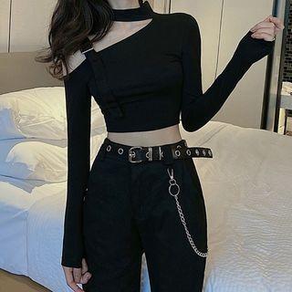 Cold-shoulder Cropped T-shirt / Tapered Pants With Chain / Belt
