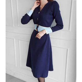 V-neck Contrast-trim A-line Knit Dress