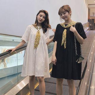 Set: Short-sleeve A-line Dress + Scarf