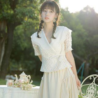 Plain Lace Oversize Blouse / High-waist Plain Skirt