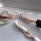 Block Heel Flip-flops