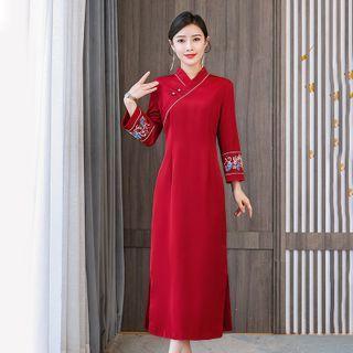 Long-sleeve Embroidered Midi Sheath Qipao Dress