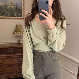 Set: V-neck Knit Top + Camisole Top
