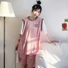 Elbow-sleeve Mock Two-piece T-shirt / Shorts