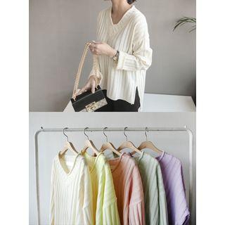 V-neck Ribbed Dip-back Knit Top