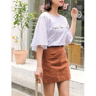 Bell-sleeve L Me-letter T-shirt