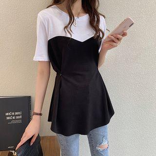 Mock Two-piece Short-sleeve Color Block Top