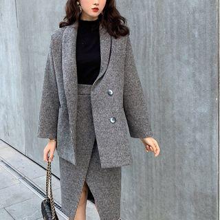 Notch Lapel Double-breasted Coat / Front Slit Straight-fit Skirt