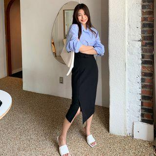 High-waist Slit-front Skirt With Belt