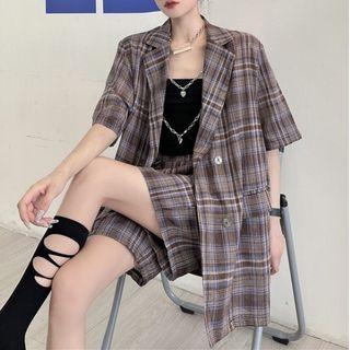 Set: Short-sleeve Plaid Blazer + Shorts Plaid - Coffee - One Size