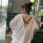 Elbow-sleeve Lettering Open-back T-shirt