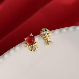 Asymmetrical Gemstone Cat Stud Earring