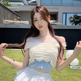 Set: Short-sleeve Off-shoulder Crinkle Top + Camisole Top