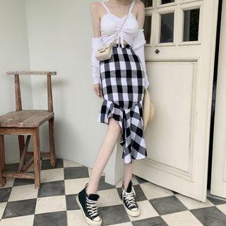 Plain Cardigan / Slim-fit Cropped Camisole Top / Check Ruffled-trim Asymmetric Skirt