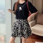 Short-sleeve Floral Print T-shirt / A-line Skirt