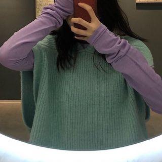Turtleneck Top / Cap-sleeve Knit Vest