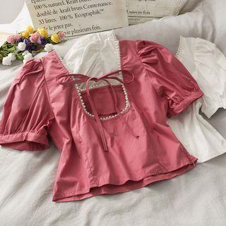 Pearl-neckline Square-neck Crop Blouse