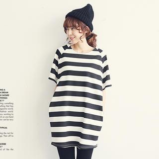 Raglan-sleeve Stripe T-shirt