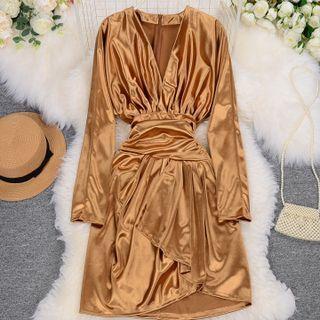 Long-sleeve A-line Silky Dress