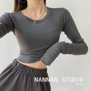 Plain Slim-fit Crop T-shirt