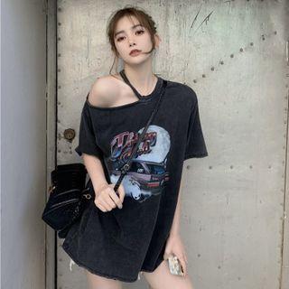 Asymmetrical Printed Loose T-shirt Black - One Size