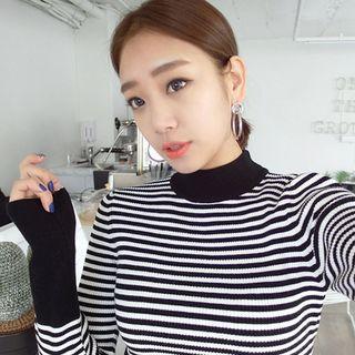 Mock-neck Stripe Slim-fit Knit Top