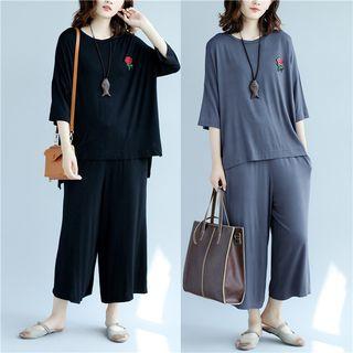 Set: 3/4-sleeve T-shirt + Cropped Wide Leg Pants