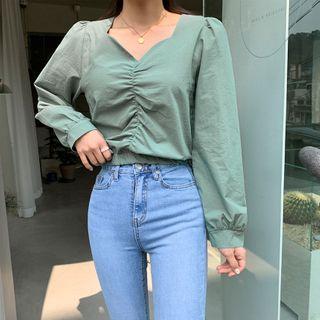 Sweetheart-neck Band-hem Blouse