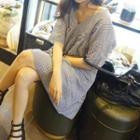 Short-sleeve V-neck Gingham Dress
