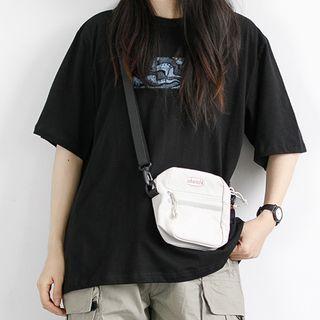 Round Neck Print Over-sized Elbow Sleeve T-shirt
