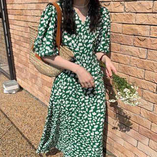 Short-sleeve V-neck Lace-up Floral Dress Green - One Size
