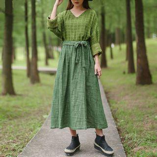 Long-sleeve Paneled Midi A-line Dress Green - One Size