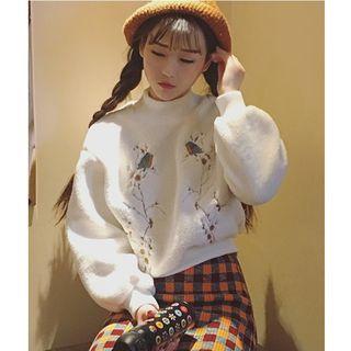 Flower Embroidered Mock-neck Faux-fur Sweatshirt