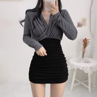 Long-sleeve V-neck Two-tone Mini Sheath Dress