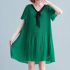 Short-sleeve Crinkled Chiffon Ribbon Tunic Dress Green - One Size