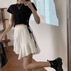 Short-sleeve Cropped T-shirt / Ruffle Hem Mini A-line Skirt